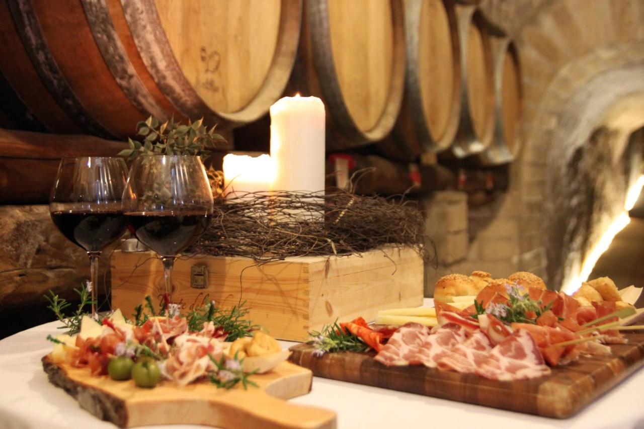 Tenute Del Gheppio Farm stay Dugenta